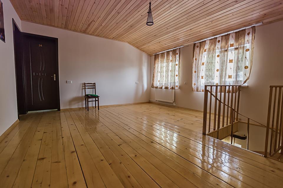 Hotel Nini Kazbegi Eksteriør billede
